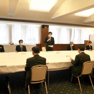 富山県経営者協会へ「２０２１春季生活闘争に係る要請書」を手交